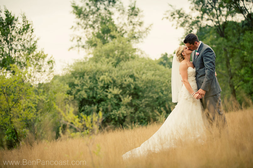 The Blue Dress Barn is a great outdoor venue for wedding portraits.