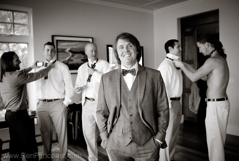 how to tie a Bow Tie on your wedding day